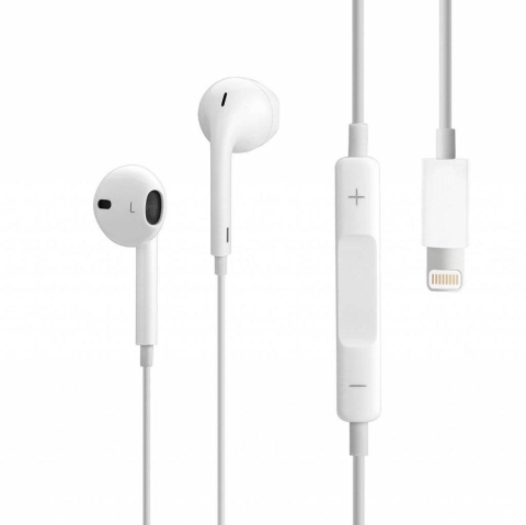 EarPods with Lightning Connector